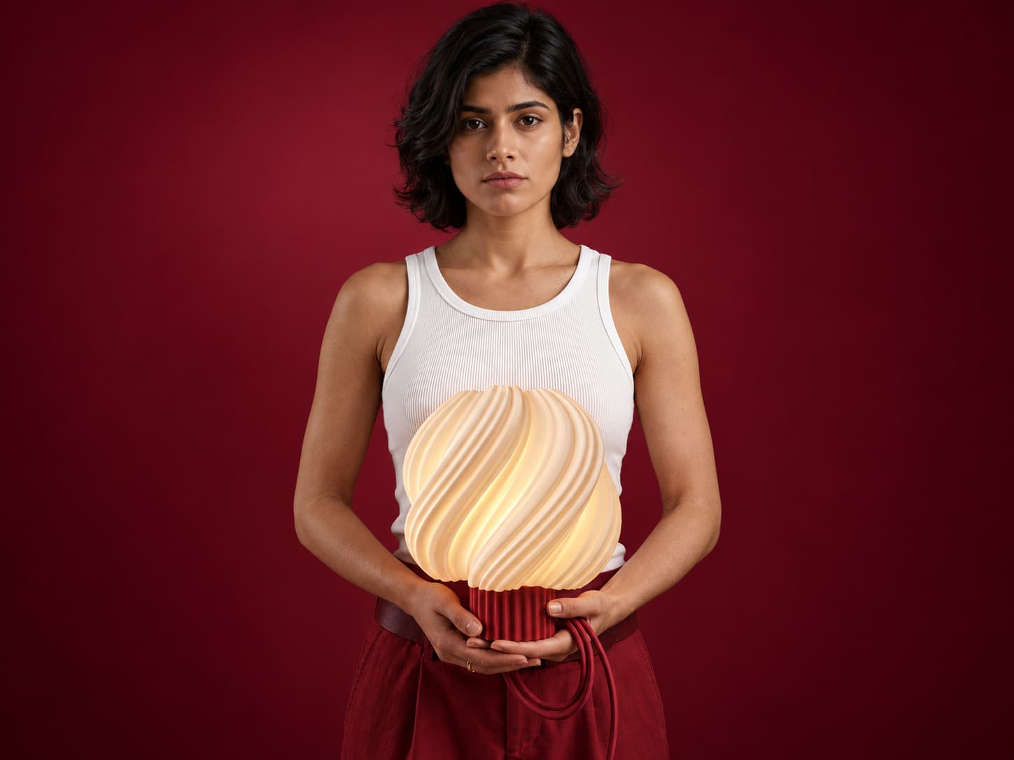 Sculptural table lamp